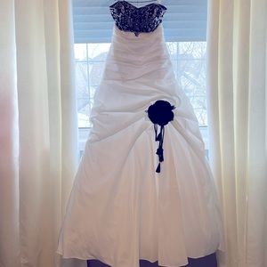 Grad/ wedding dress
